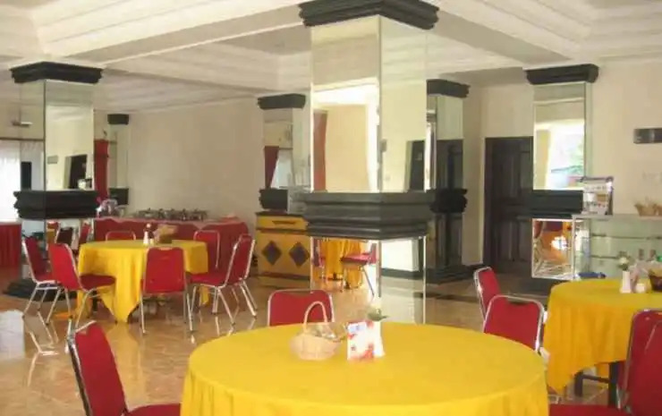 Top Star Hotel