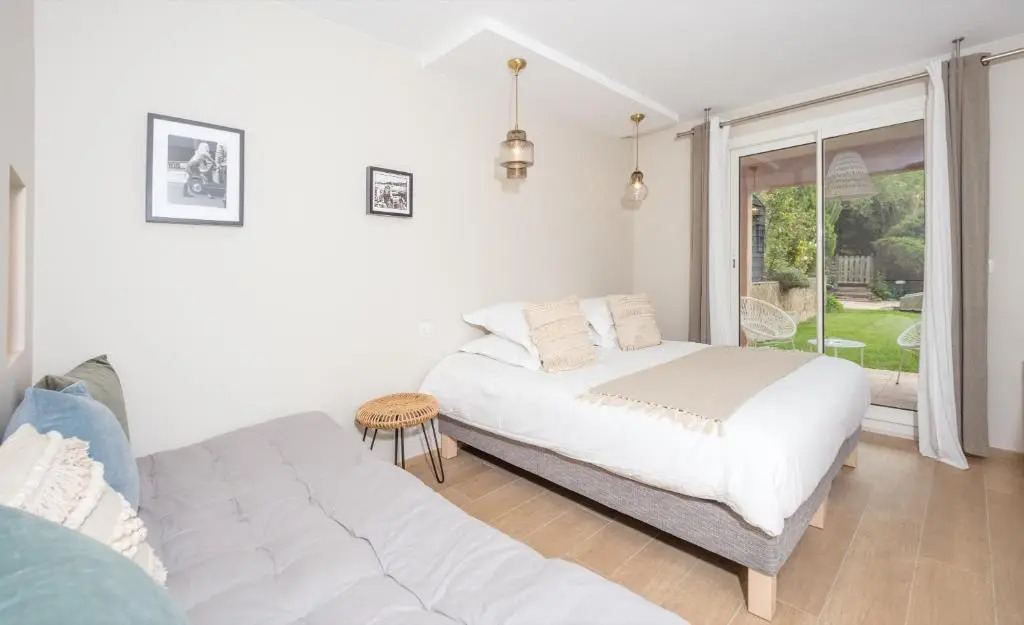 Studios 10 & 11 BY HOTEL DES LICES