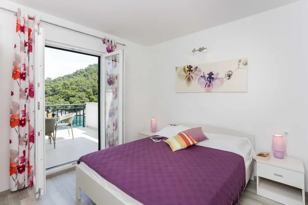 Apartments Posta