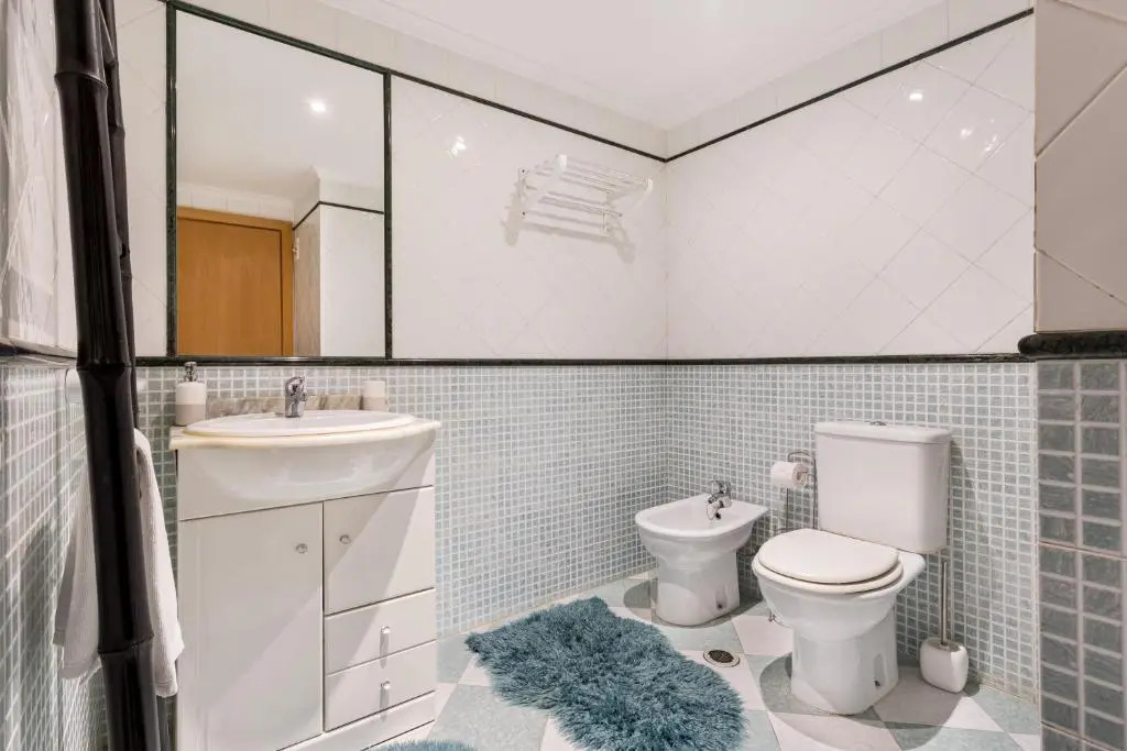 Altido Stunning Ericeira Flat W/2 Shared Pools & Gym