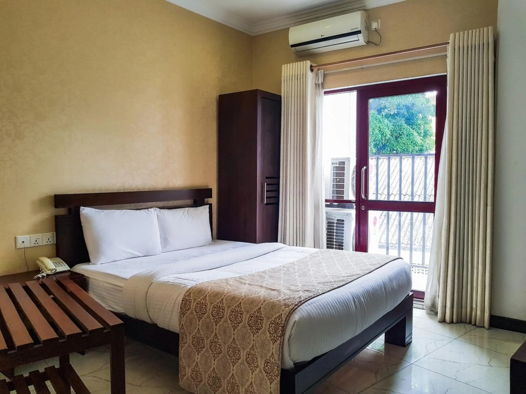 Galaxy City Hotel