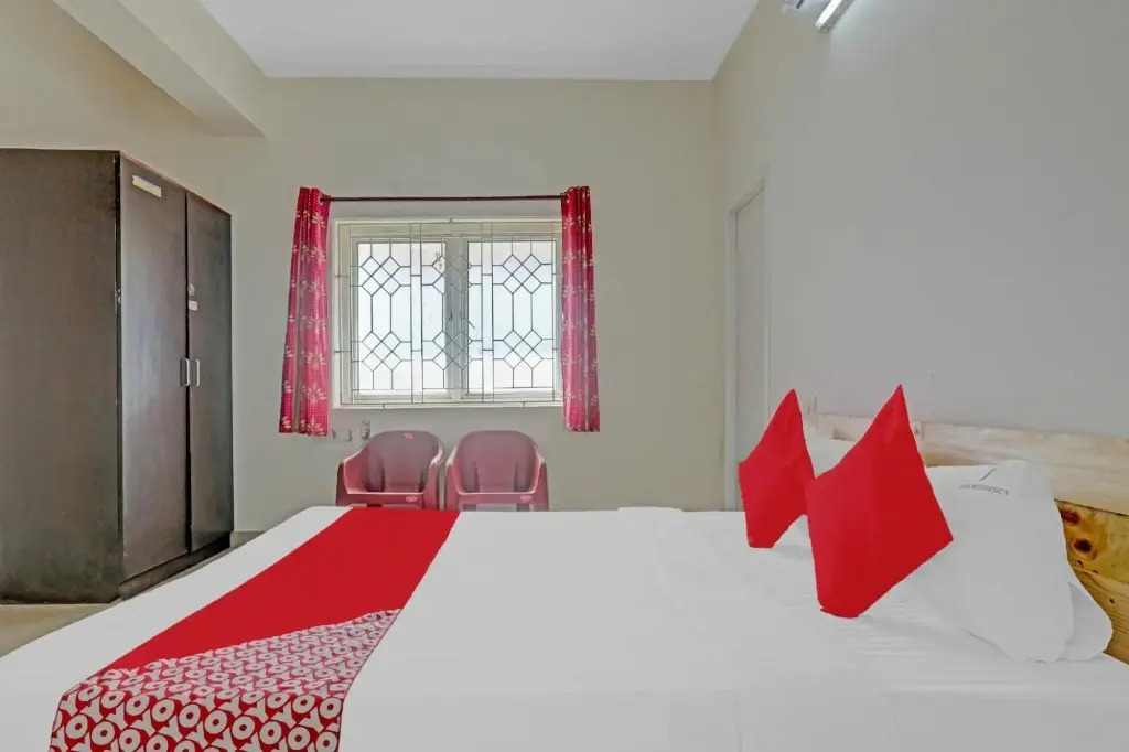 OYO Flagship 87029 Hotel Tiara Grand