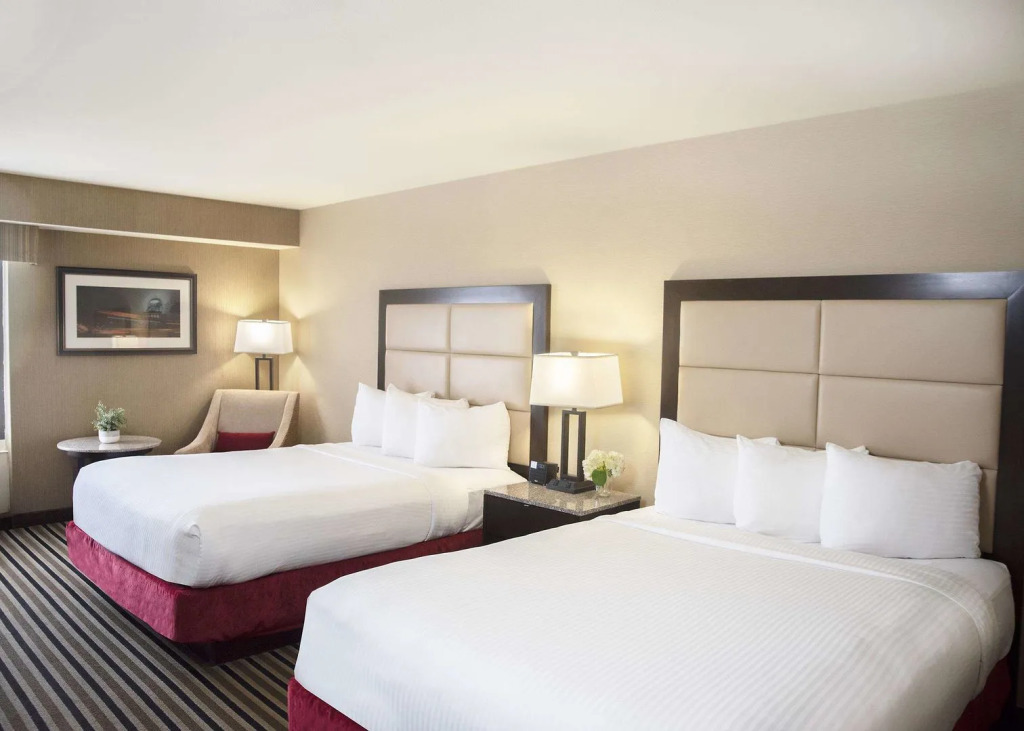 The Madison Concourse Hotel