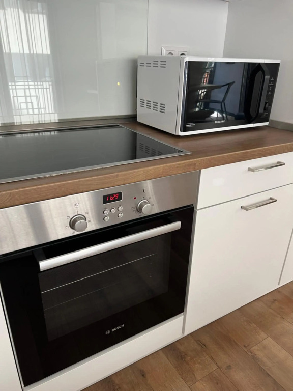 Luxury 5 Star Studio in the City Center with Pool