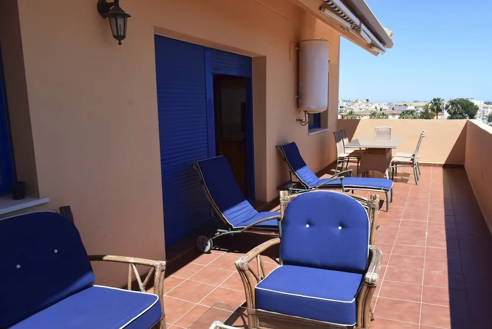 At2214 in Denia With 2 Bedrooms and 2 Bathrooms