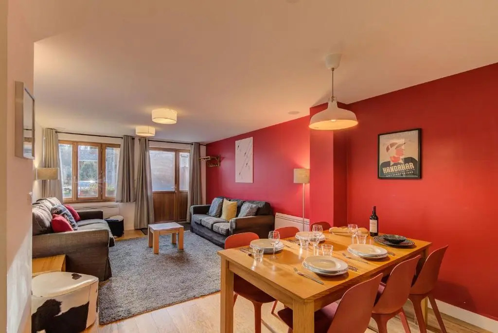 BIOLAY 2 - Alpes Travel - Central Chamonix - Sleeps 6