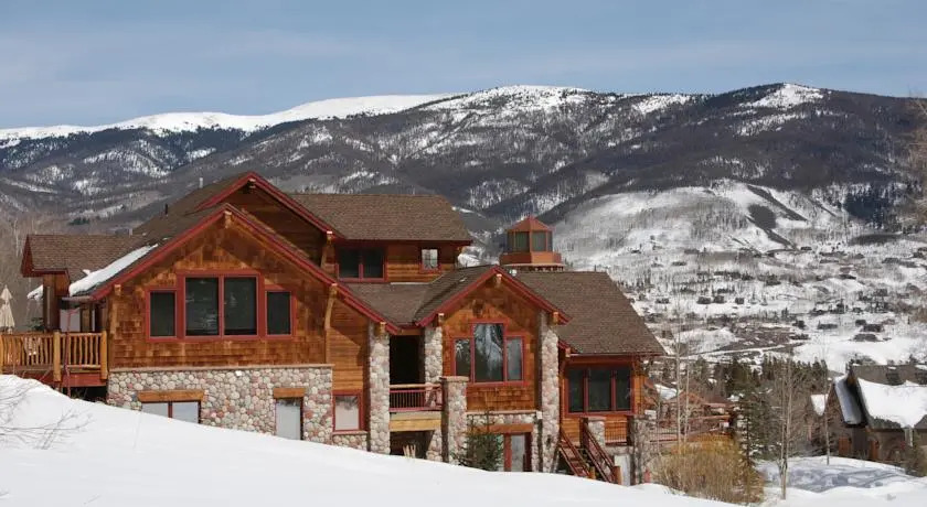 Lighthouse by Summit Mountain Properties