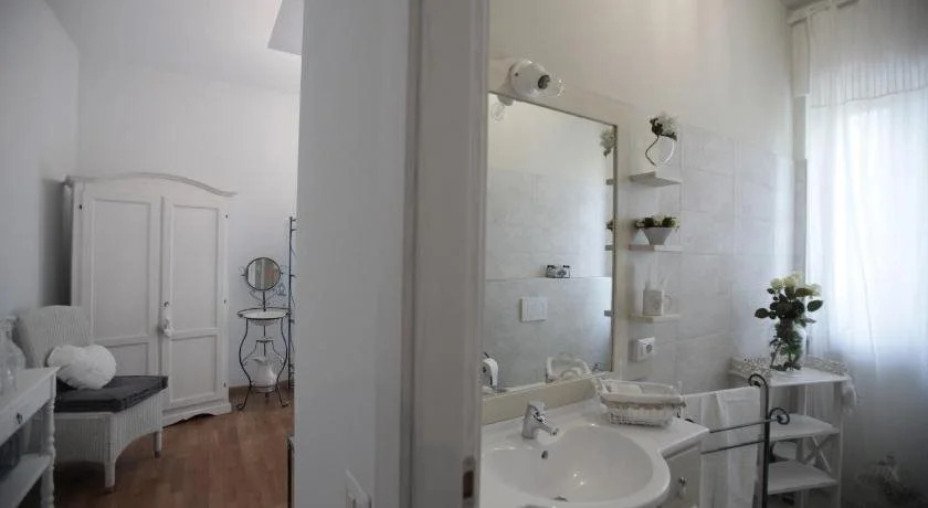 B&B La Casa di Pamela - 5 min Lago Varese