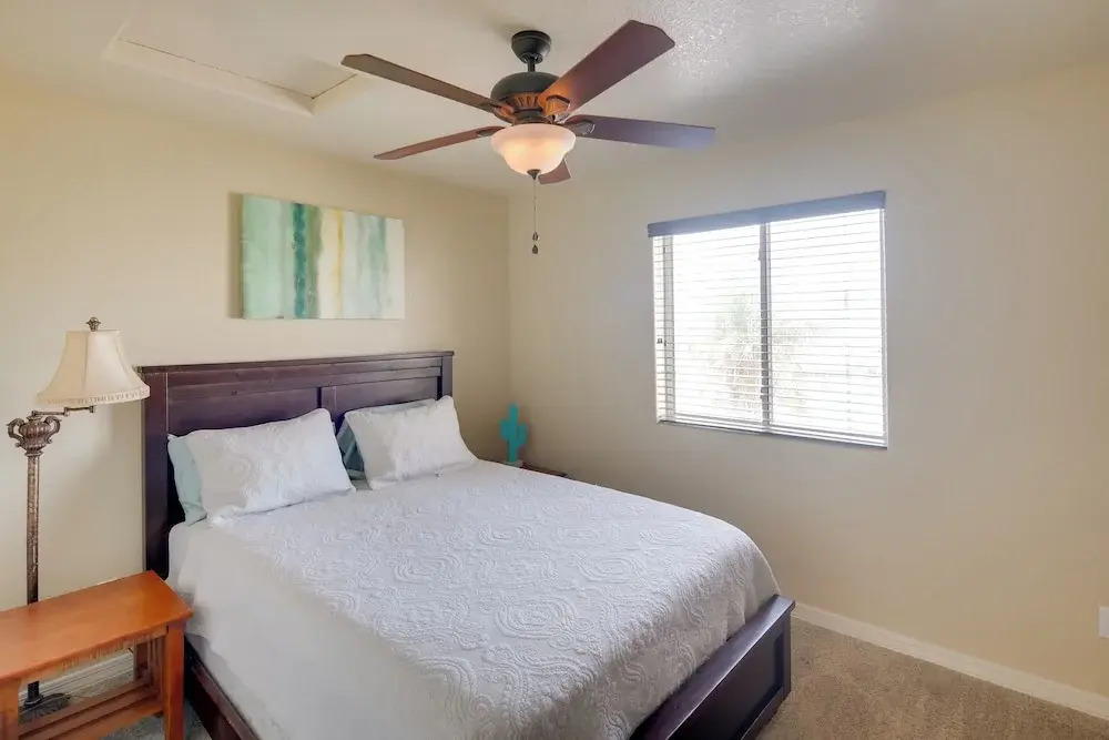 Pool, Hot Tub & Mtn Views: Lake Havasu City Home!