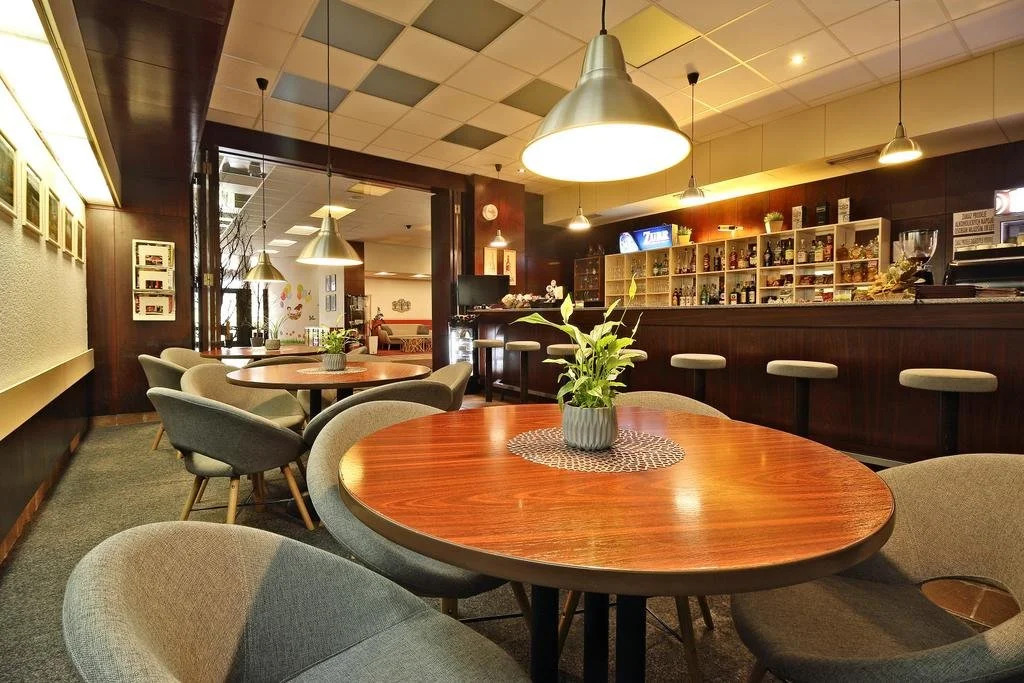 Hotel Adamantino