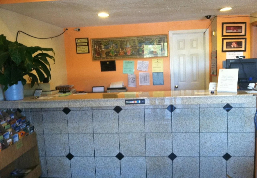 Motel 6 Calera