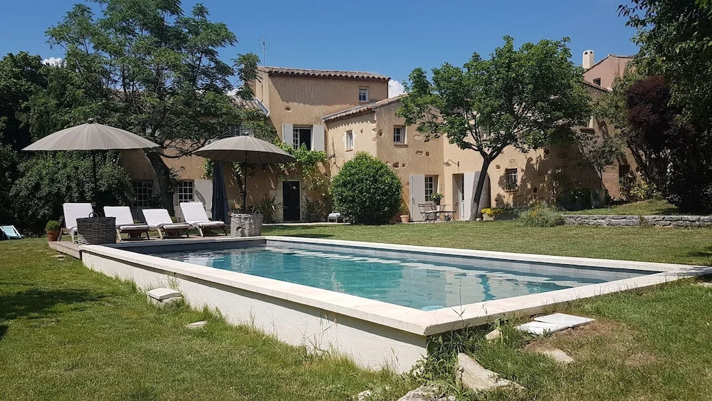 Le mas de Roussillon