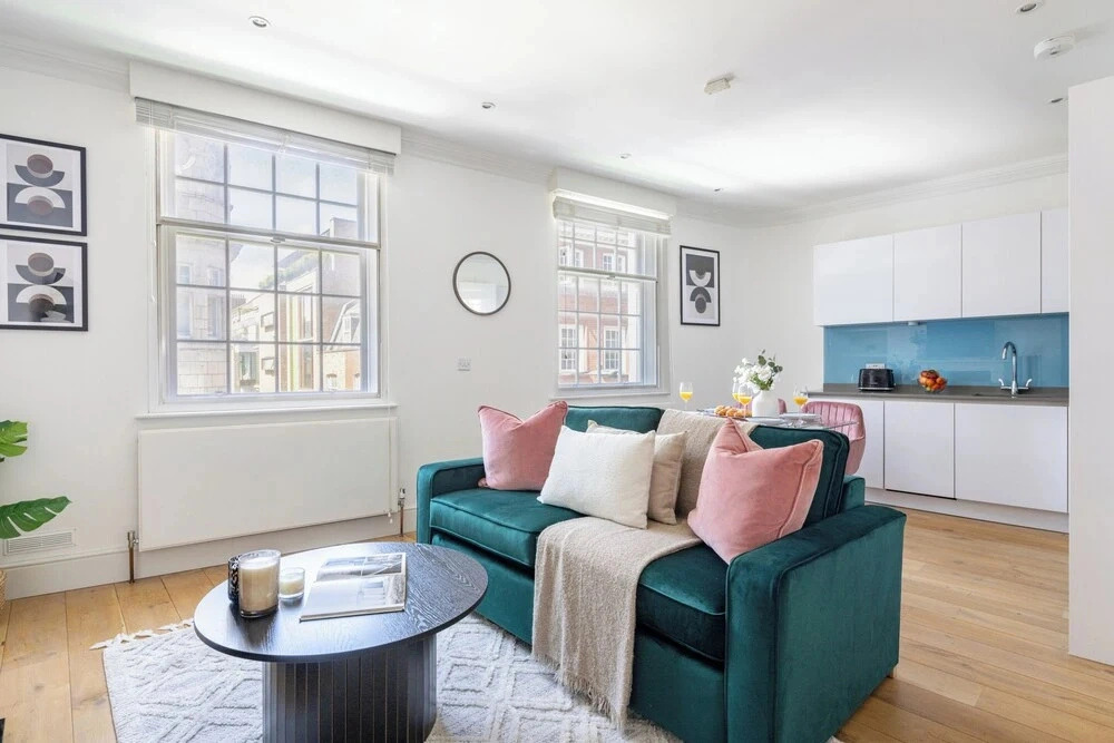 Bright 1BR Near Piccadilly Circus