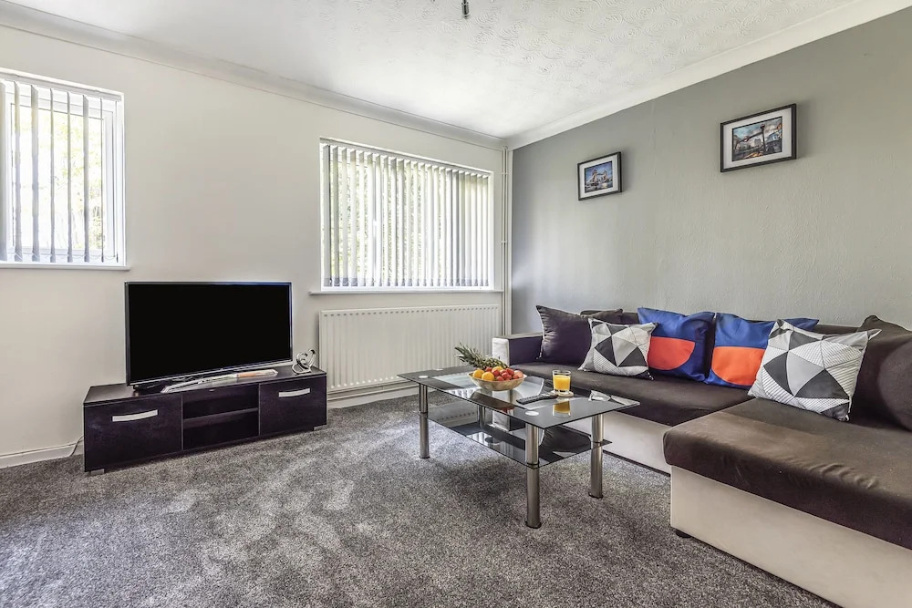 PM & Charles Luxury Apartment
