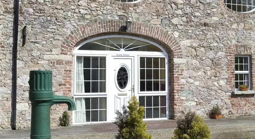 Slaney Manor