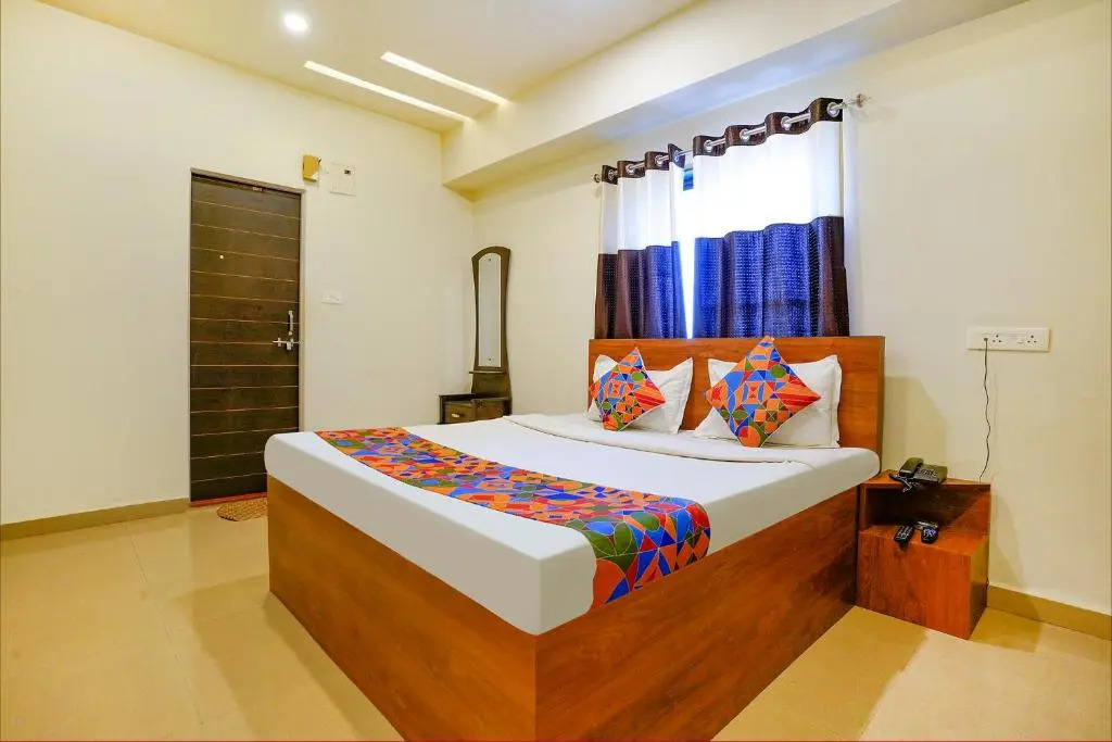Fabhotel Dwarka