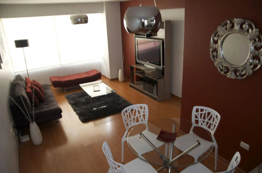 Miraflores Homely Aparts