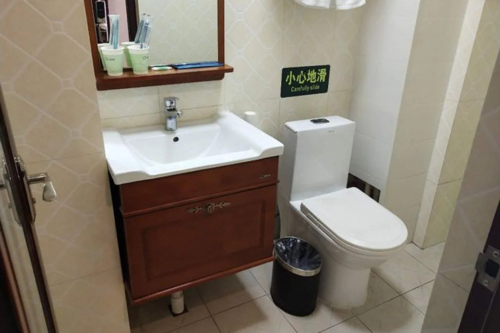 Homeinn Ripple Yun Hotel (Anxin Baiyangdian)