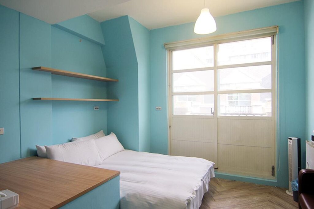 Tomer Hostel