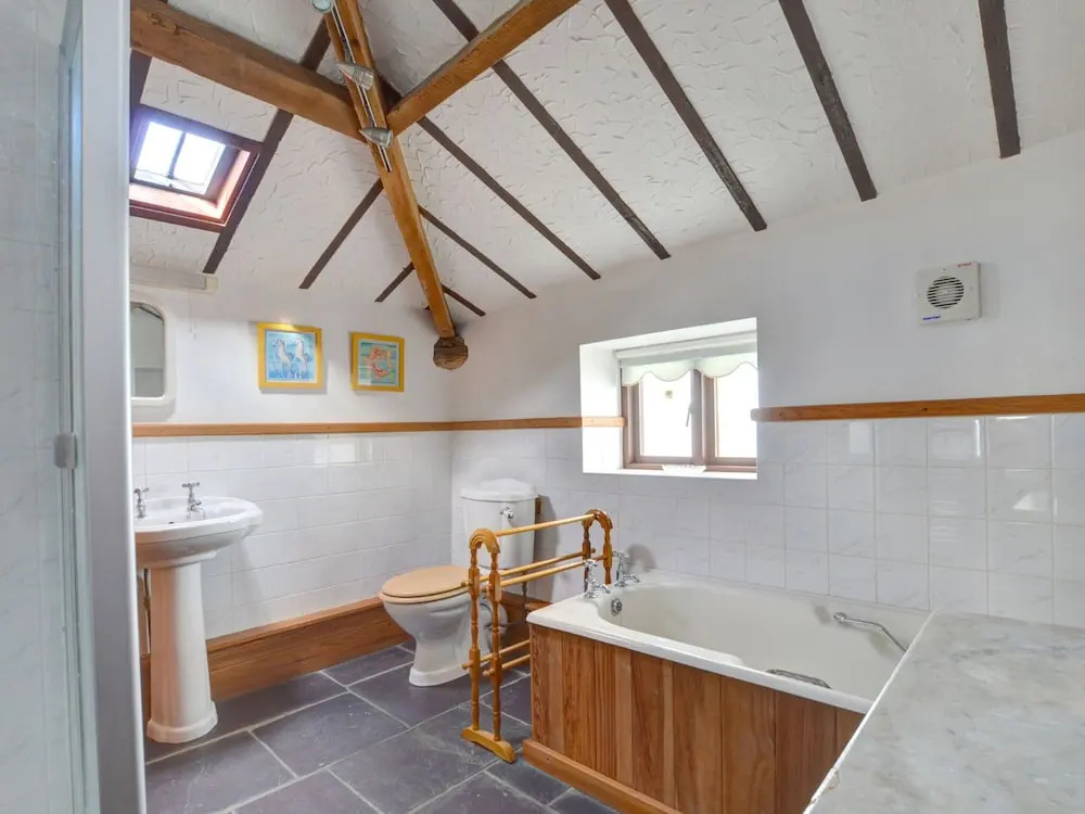Cozy Holiday Home in Llanfaglan near Sea