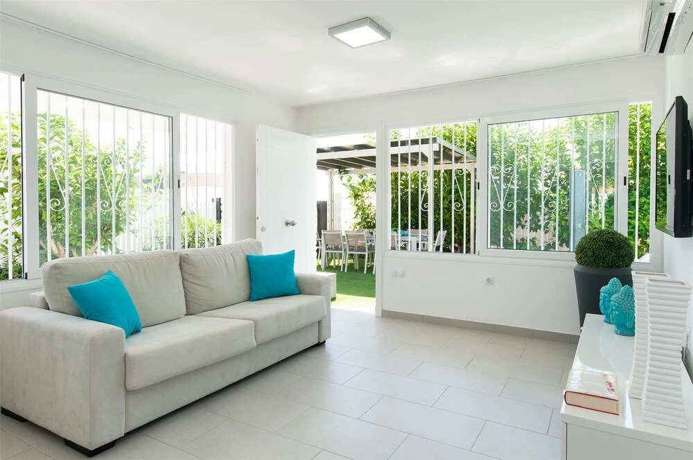 Holiday House for 4 Persons, With Swimming Pool, Near the Beach