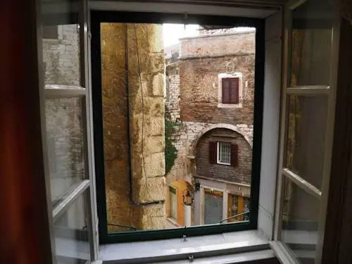 Apartment Sare