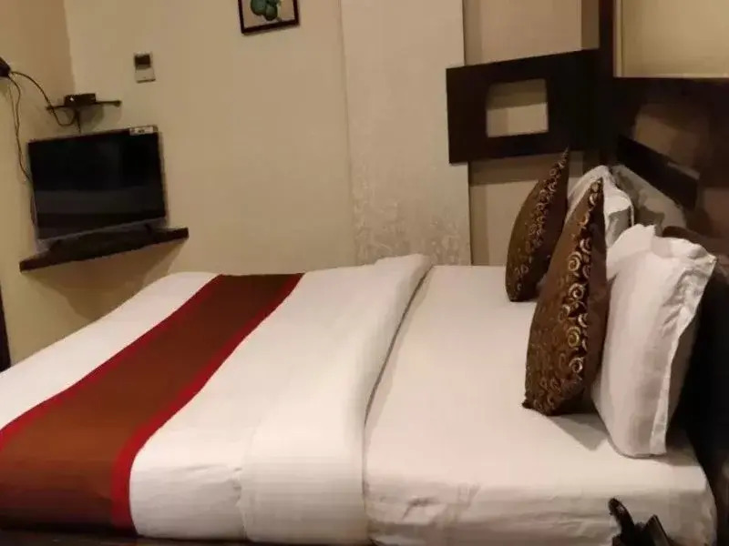 Hotel Apna Avenue