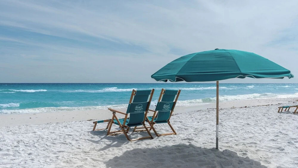 Spyglass by Avantstay 5BR + 3 Balconies + Community Pool Walk to Beach + Minutes to Harborwalk Village & Henderson Beach State Park
