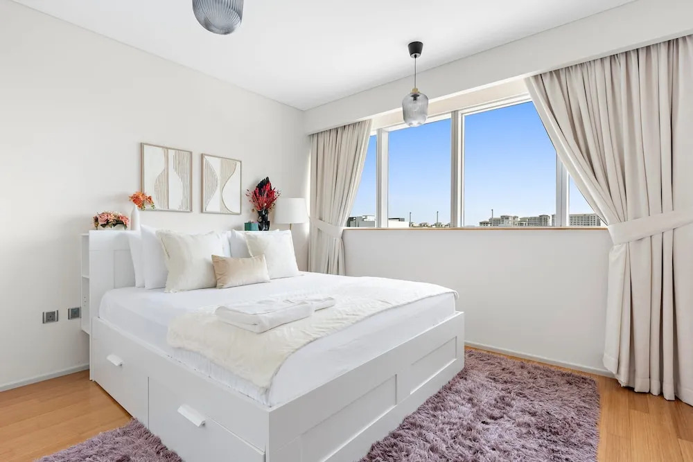 Silkhaus Premium 2bdr Near Al Rahah Al Sana