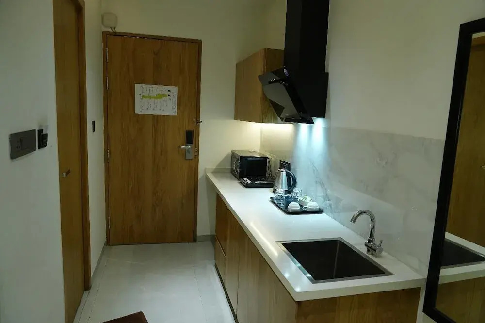 Hotel TAAR TANGERINE Gachibowli