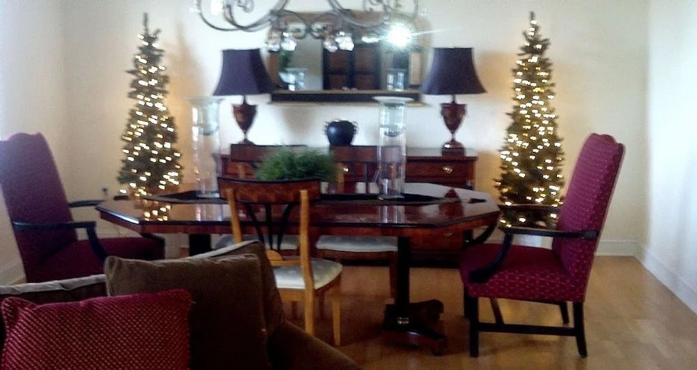 Biltmore Village Hideaway - 2 Br Condo