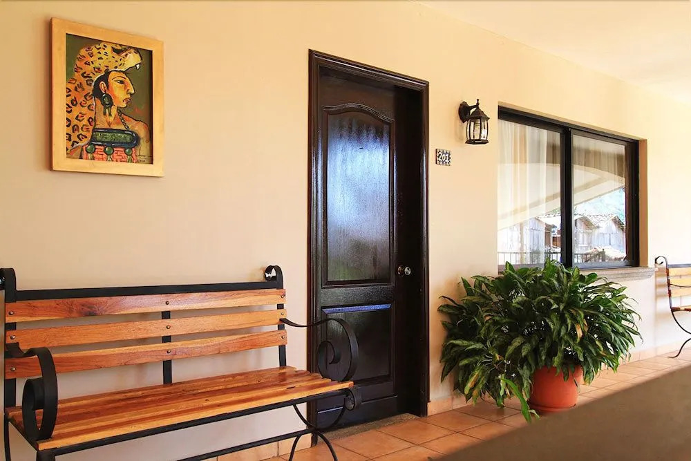 Plaza Magdalena Hotel