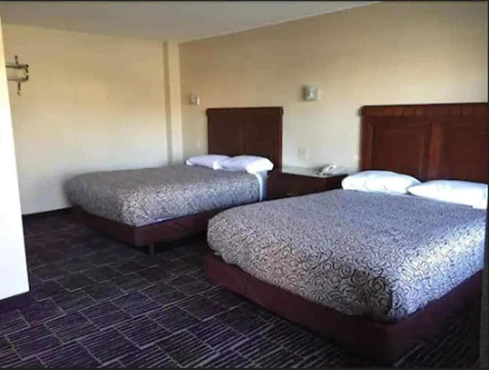Economy Inn