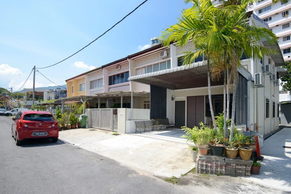 3-Bedrooms Gurney Terrace 9 - iB12