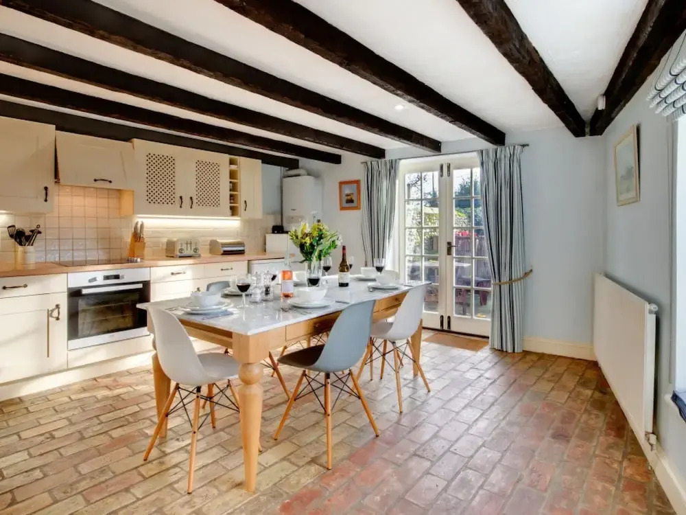 3 Bed in Thornham oc-983
