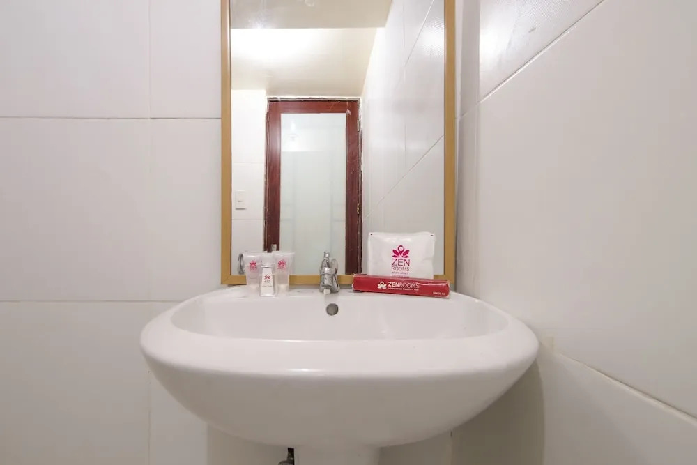 ZEN Hostel Kasipagan Mandaluyong