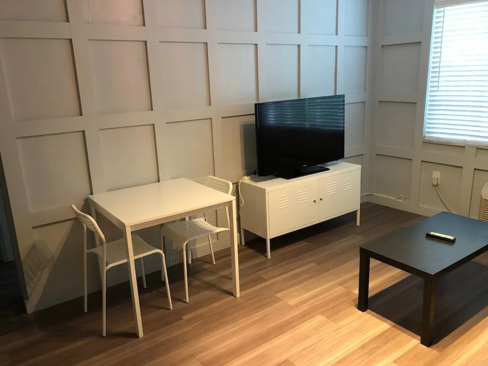 Harding Apartments by Andes STR