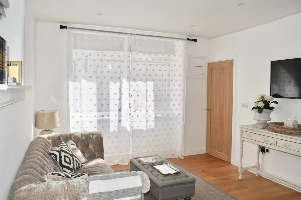 The Mews Central Brighton Townhouse
