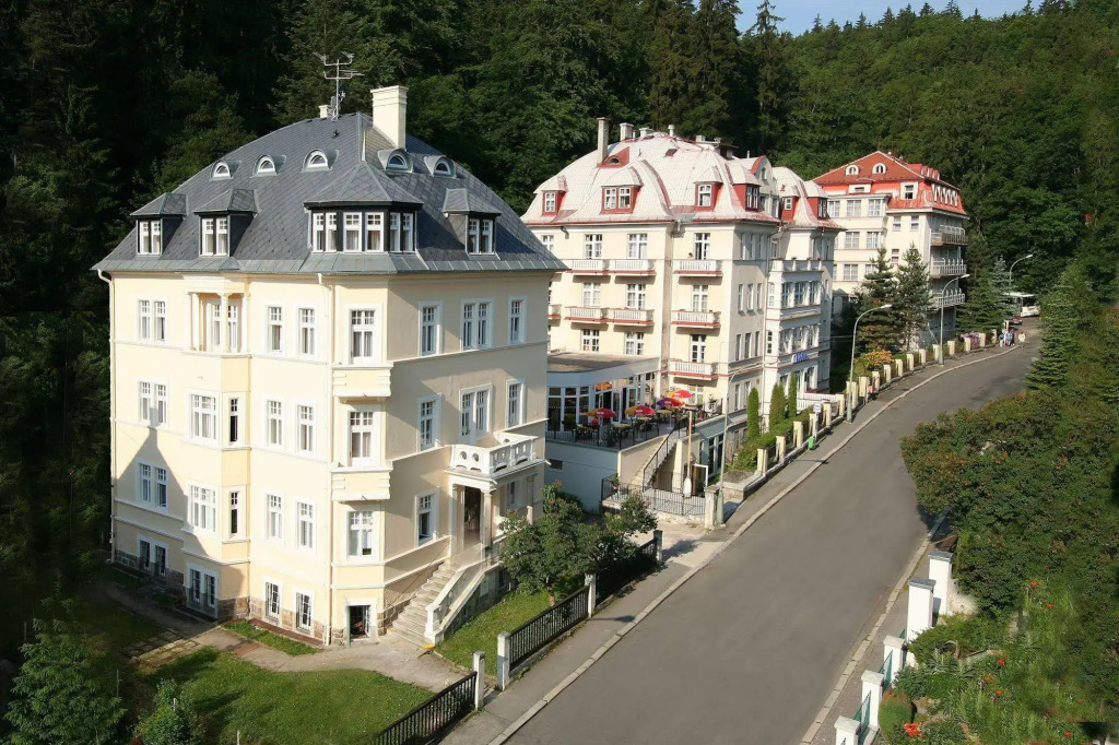 Lázeňská Léčebna Mánes