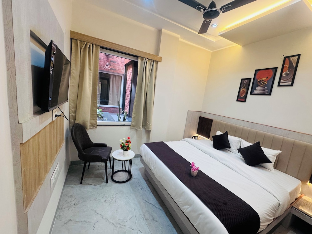 Hotel Purvi By Vilaasitaa Arvindo indore