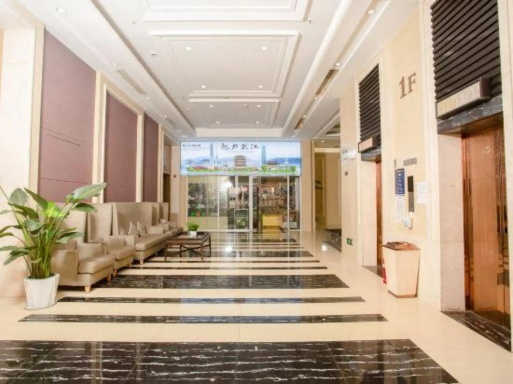 Heyue Boutique Hotel（Wu Han Townsend Lake Shop)