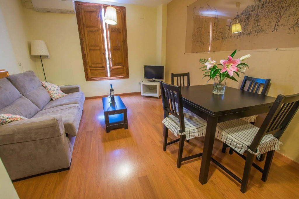 Apartamentos Alhambra