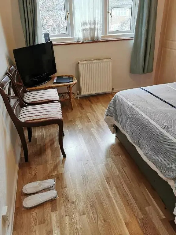 simply guesthouse