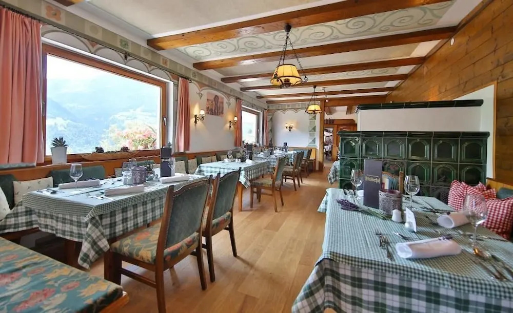 Panoramahotel Fliesserhof