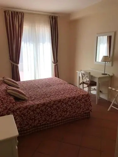 Villa Rosella Resort