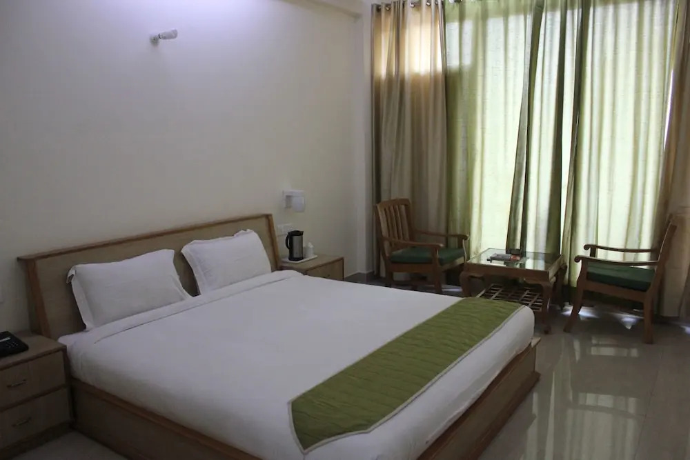 Chandermukhi Resorts