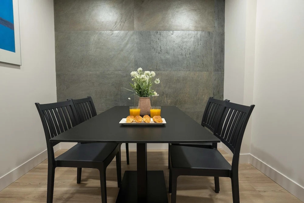 Prisma Suites