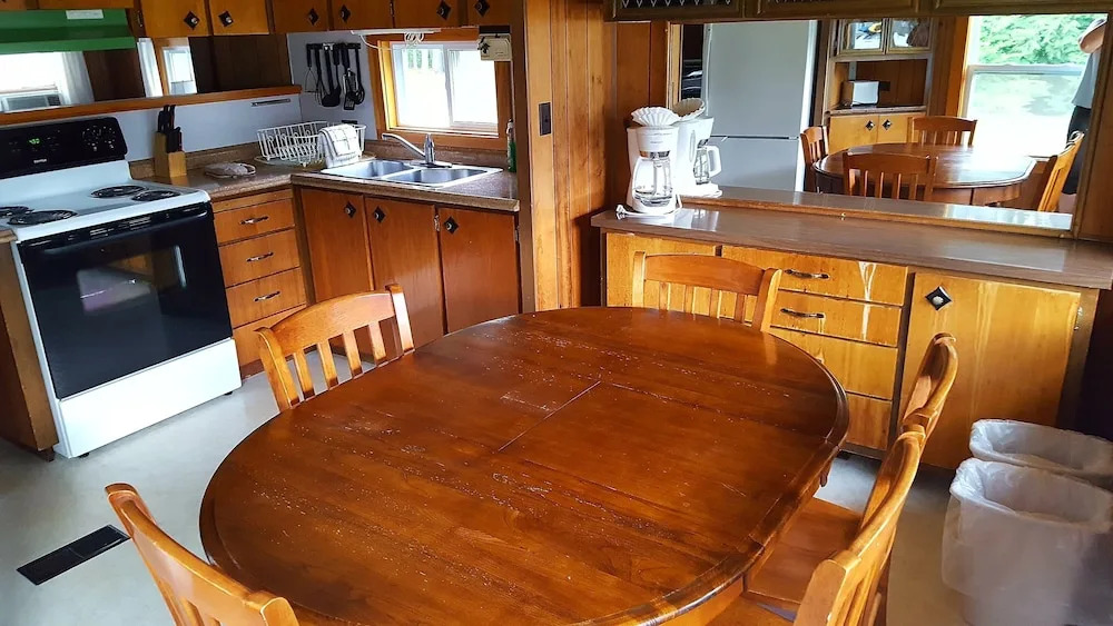 Eclectic Studio Cabin w/ Kitchenette, Free WiFi, Riverfront Location & More