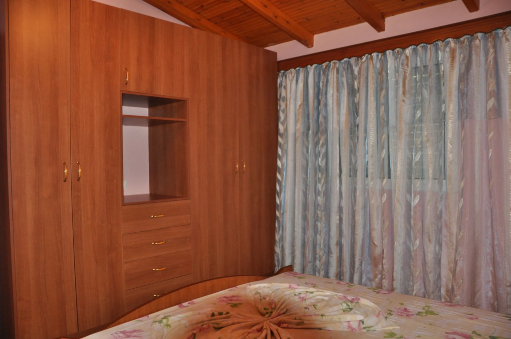 Hotel Vila Alvin & Apartments