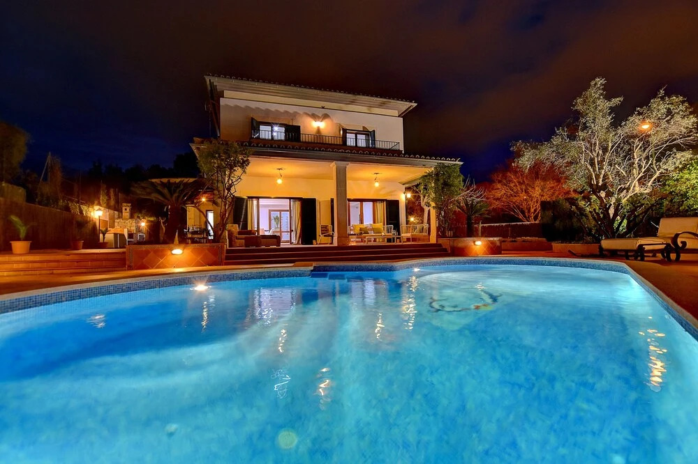 Villa con piscina